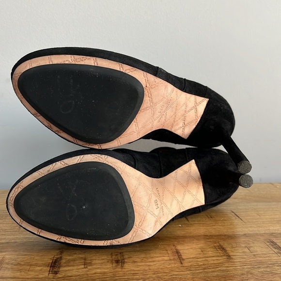 L.A.M.B Georgio Black Suede Velcro Closure Stiletto Platform Heels - Picture 8 of 10